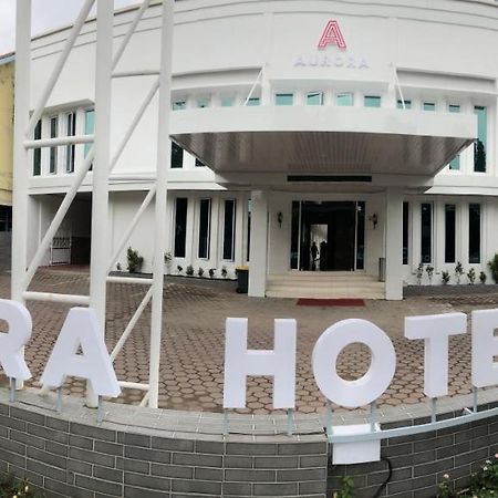 Aurora Hotel Siliwangi Cirebon Bagian luar foto